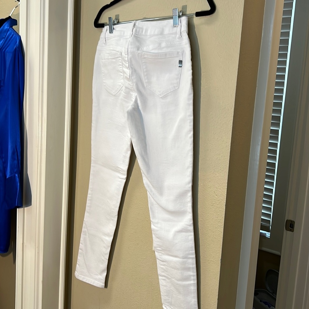 White jeans 1822 denim